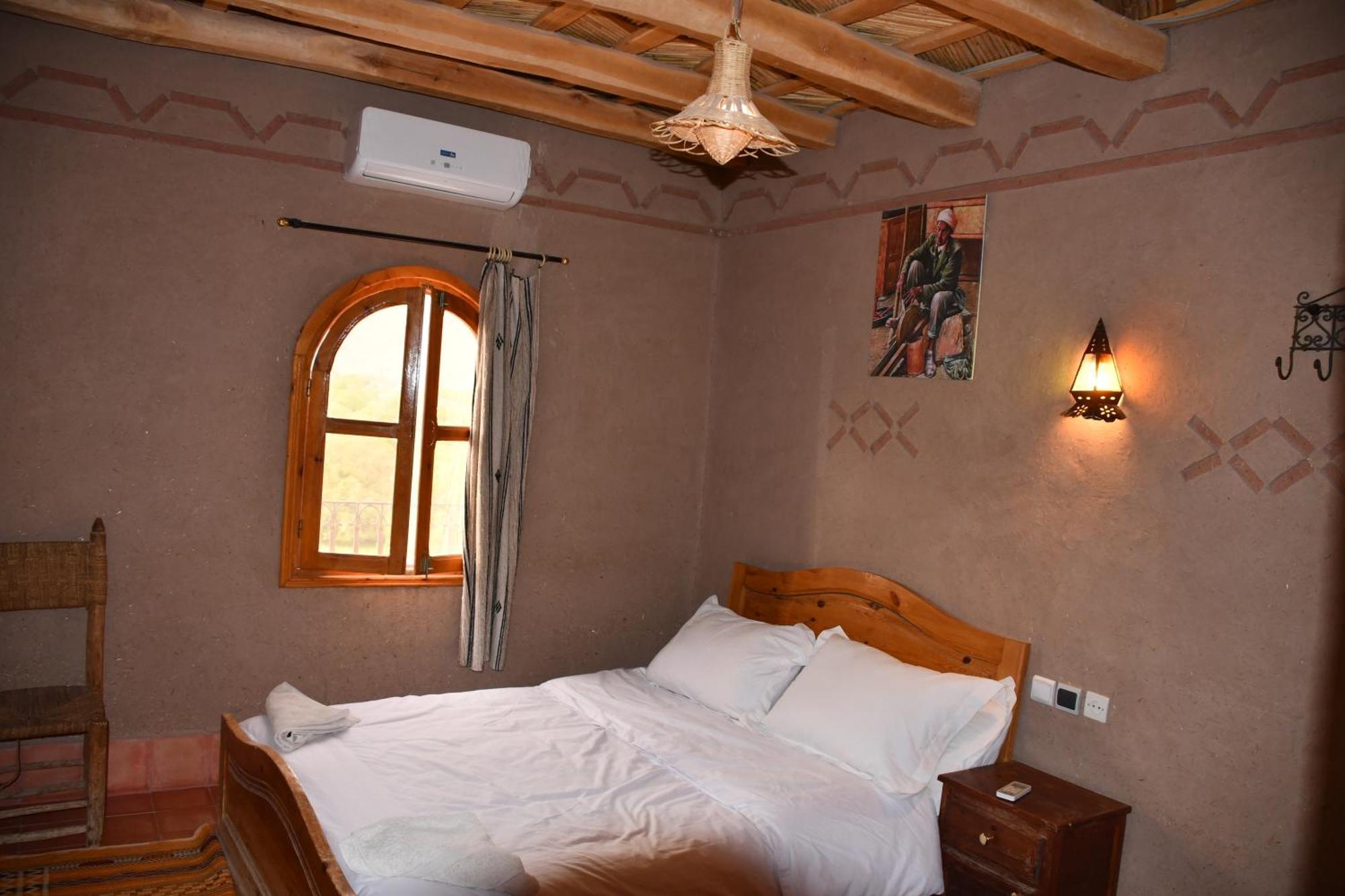 Gîte d'étape Tamaloute Bou Drarar Extérieur photo