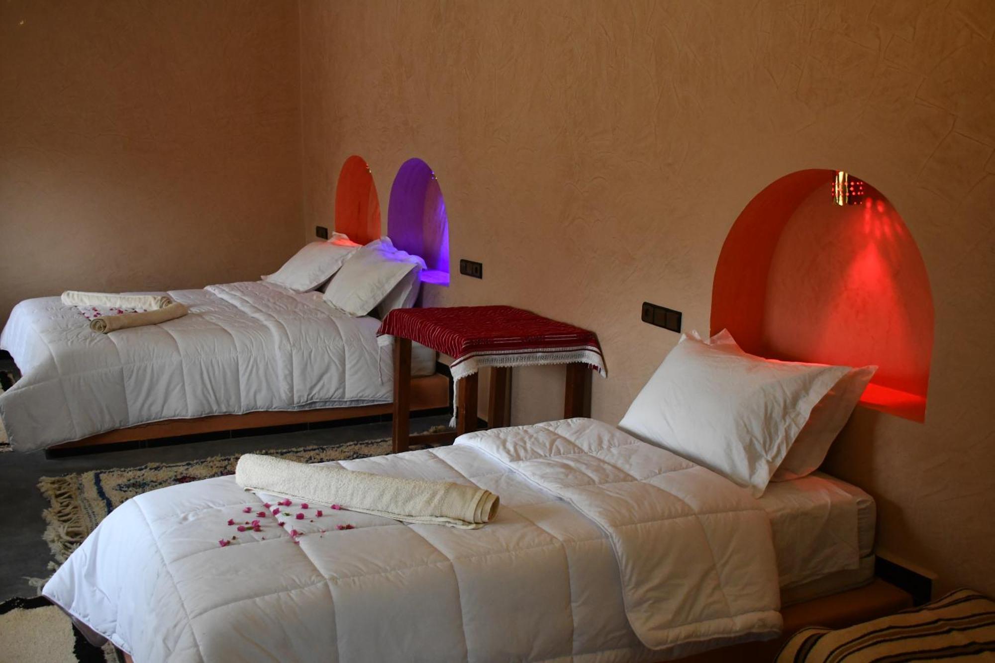Gîte d'étape Tamaloute Bou Drarar Extérieur photo