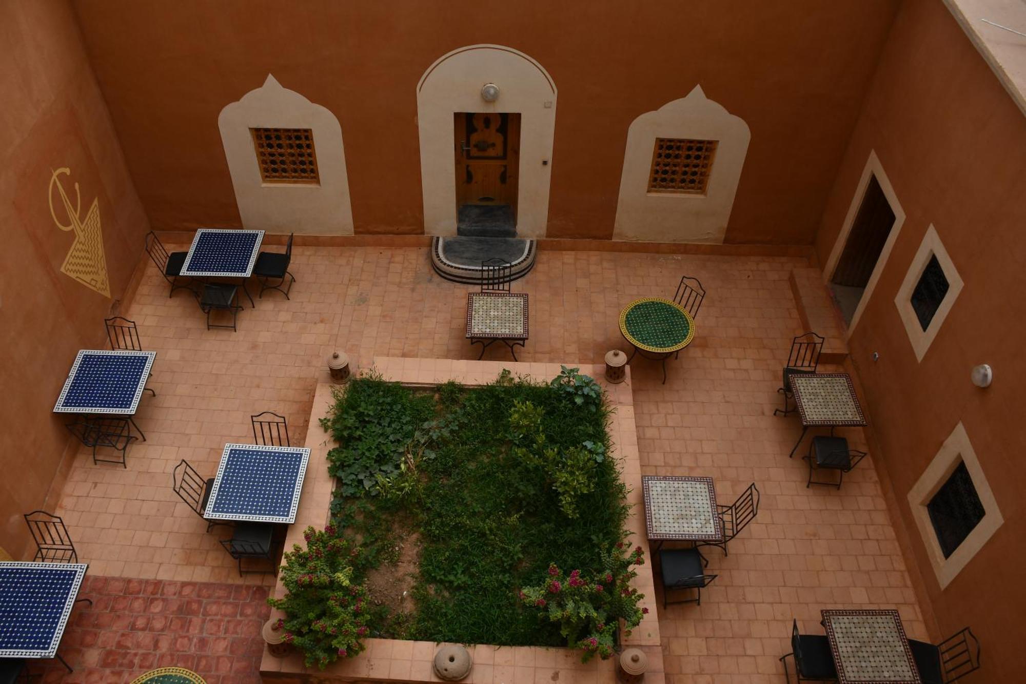 Gîte d'étape Tamaloute Bou Drarar Extérieur photo